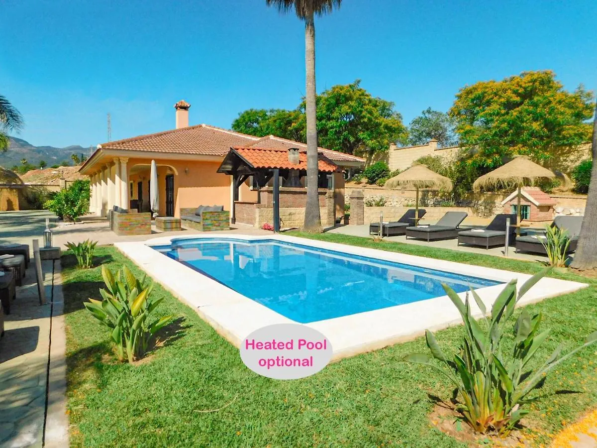 Tess Rancho Las Palmeras location