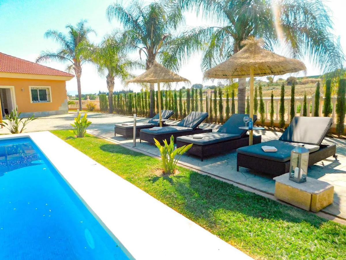 Tess Rancho Las Palmeras 阿尔豪林德拉托里 度假居